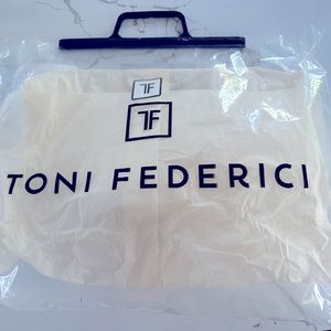 Toni Federici Veil